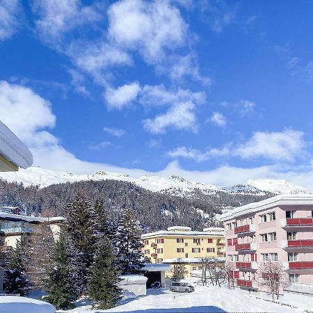 Zentrale Wohnung In St. Moritz Mit Grossem Balkon エクステリア 写真